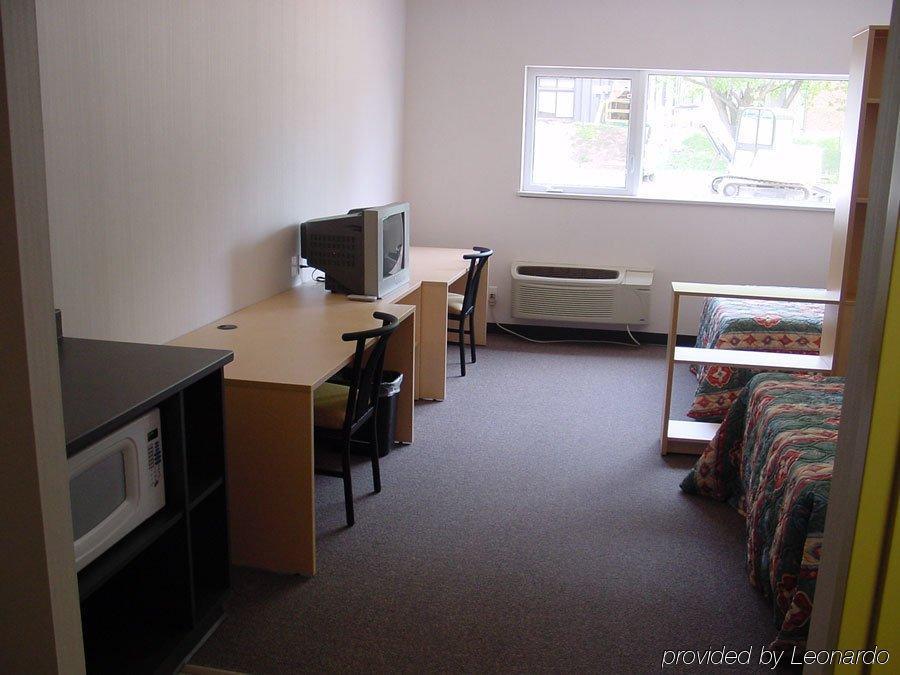 Residence & Conference Centre - Brockville Extérieur photo