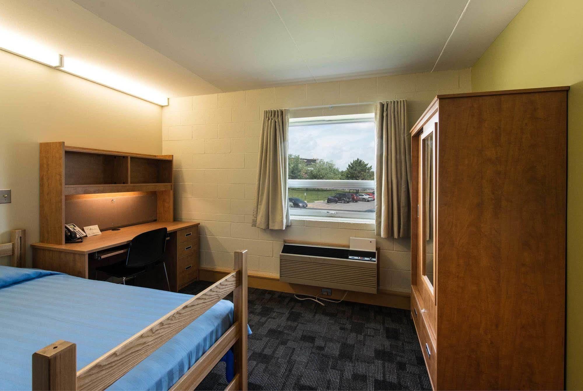Residence & Conference Centre - Brockville Extérieur photo